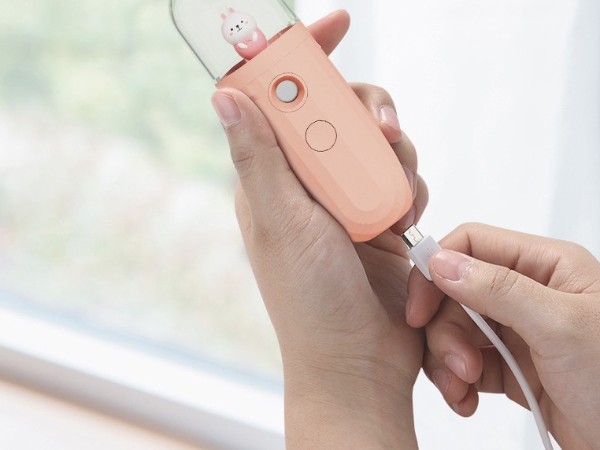 負(fù)離子美容儀USB數(shù)據(jù)線定制生產(chǎn)廠家